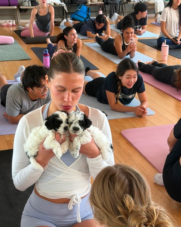 Puppy yoga 1
