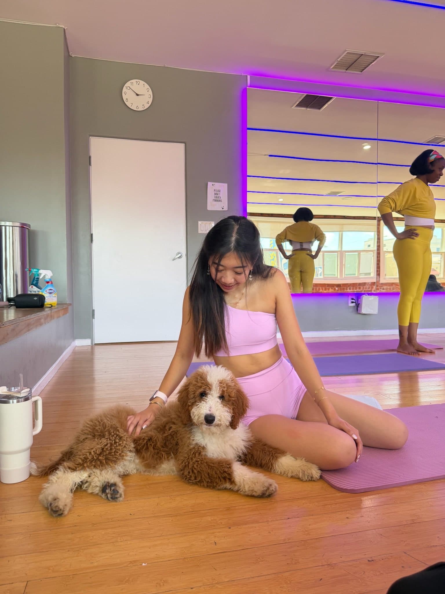 Puppy yoga 5